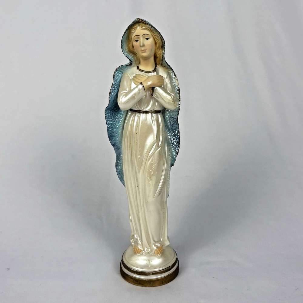 Vintage ARA Madonna Virgin Mary 8" Plastic Blue‎ Veils Figurine Base Chipped